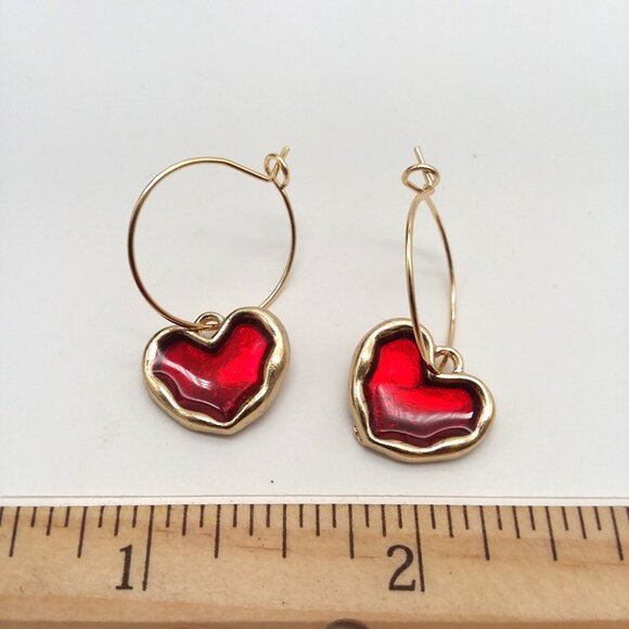 Heart Earrings Gold Red Dangle Hoop Simple Trendy Enamel Stylish Glam Love New - Picture 3 of 3